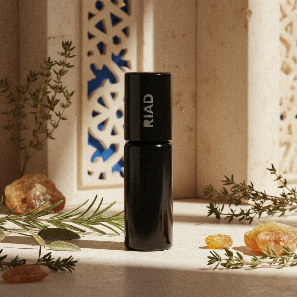 Roll-on RIAD tra erbe aromatiche e grata traforata
